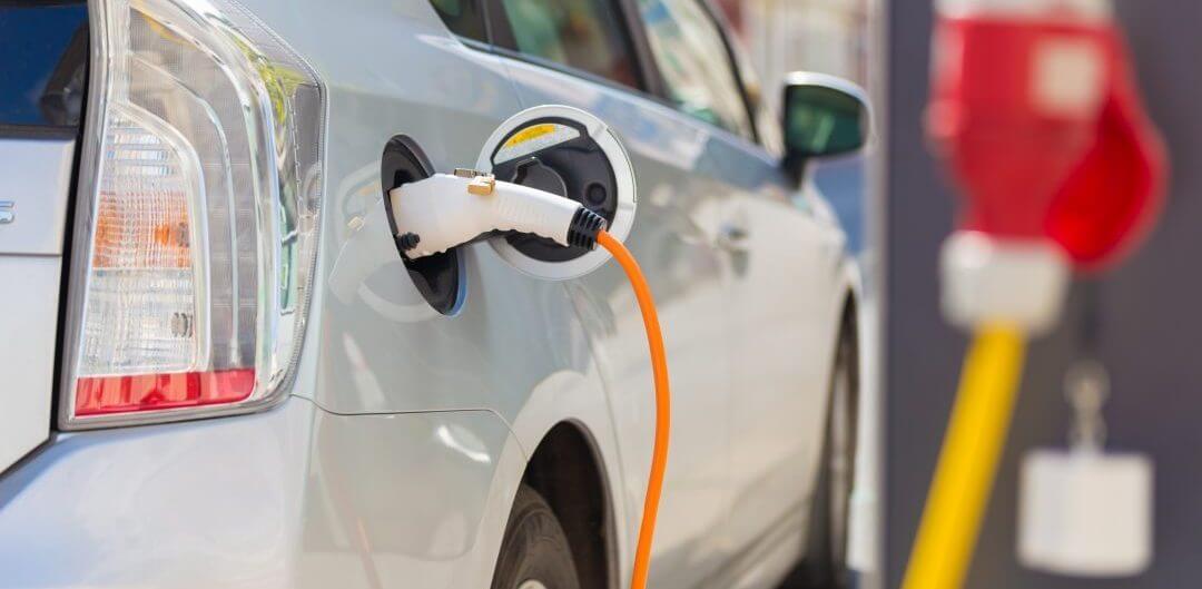 How AFLAS® Fluoroelastomers Keep Electric Vehicles Safe and Efficient